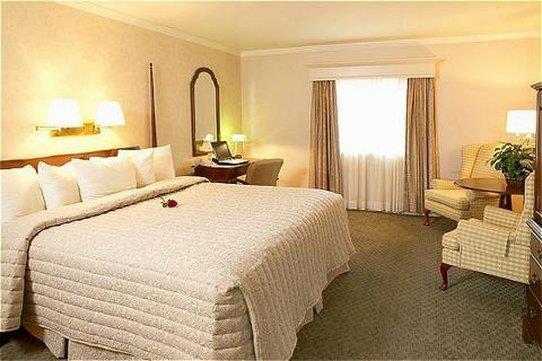 The Inn At Reading Hotel & Conference Center Quarto foto