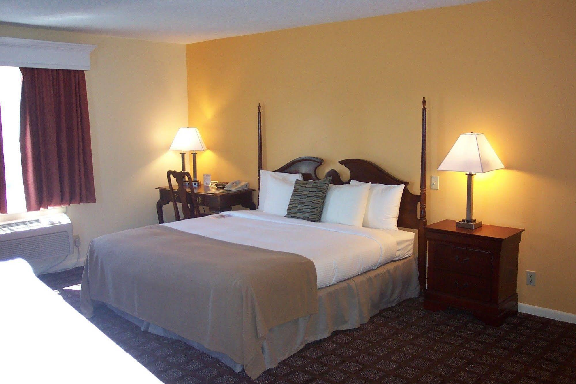 The Inn At Reading Hotel & Conference Center Exterior foto